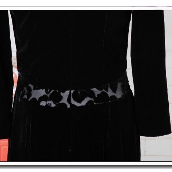 **NWOT ** Silk Velvet Long Dress Chinese Cheongsam Style Frog Button 3/4Sleeves - Picture 7 of 12